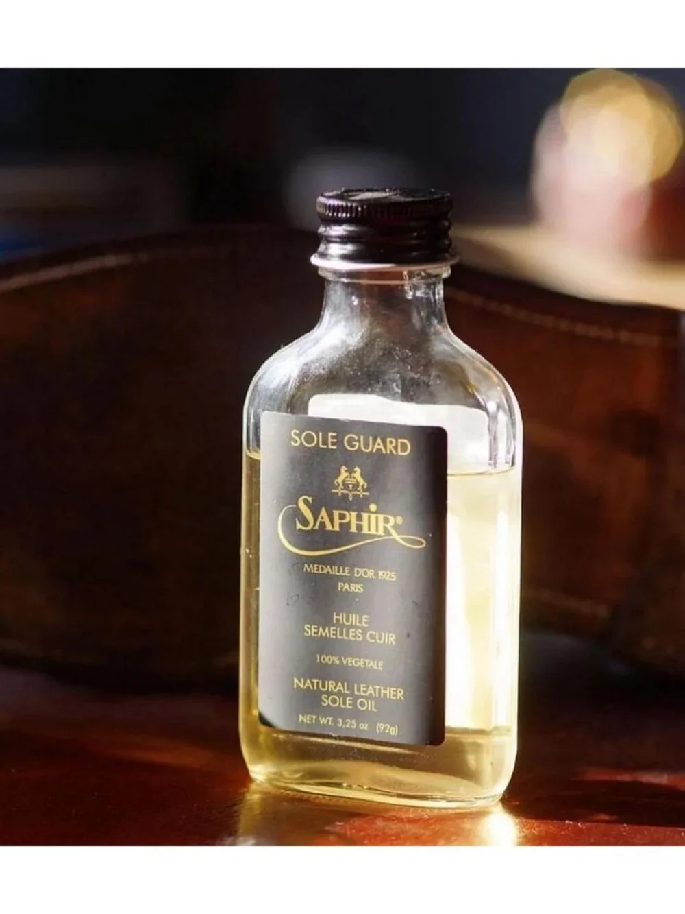 Leather Shoe Conditioner & Protector Oil - Saphir Medaille d'Or Sole Guard